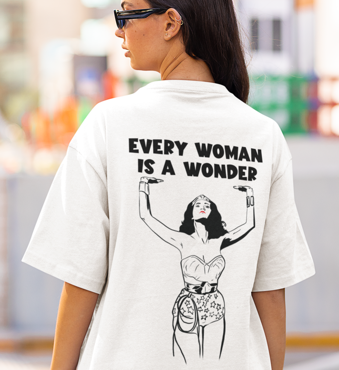 Wonder Woman - Oversized Shirt